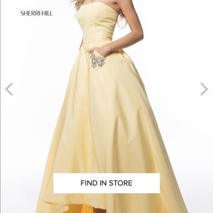 ISO necklace to match this yellow dress!